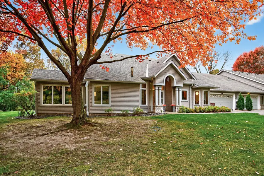 2566 Sumac Ridge, White Bear Lake, MN 55110 - Image #2