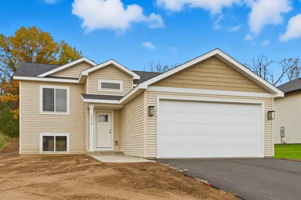 256 Dakota Avenue, Roberts, WI 54023