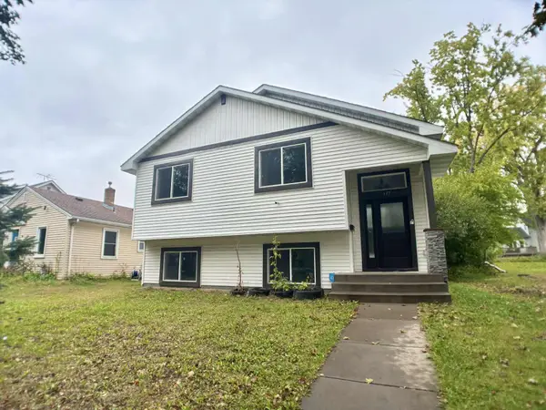 137 E Magnolia Avenue E, Saint Paul, MN 55117