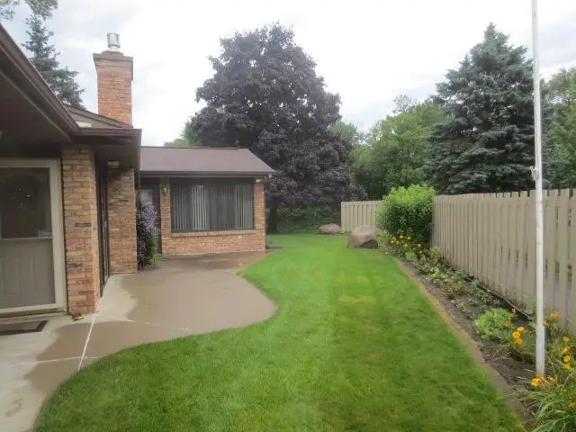 1160 Black Oaks Lane N, Plymouth, MN 55447 - Image #1