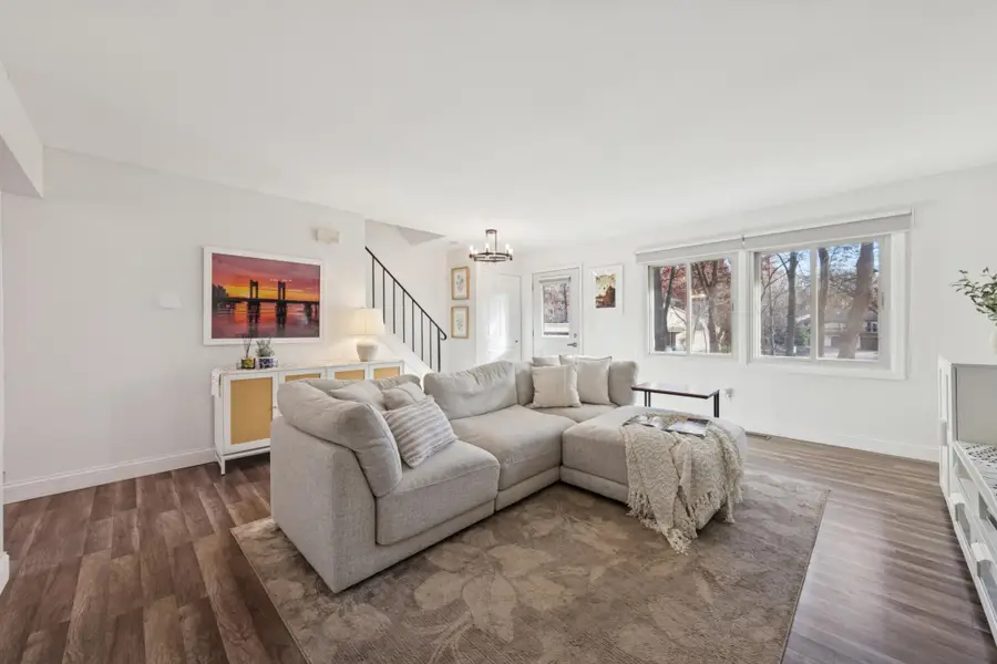 319 River Woods Lane, Burnsville, MN 55337 - Image #3