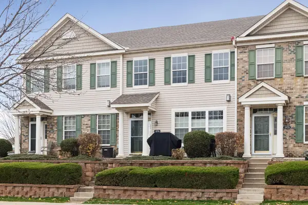 1976 Clover Ridge Drive, Chaska, MN 55318