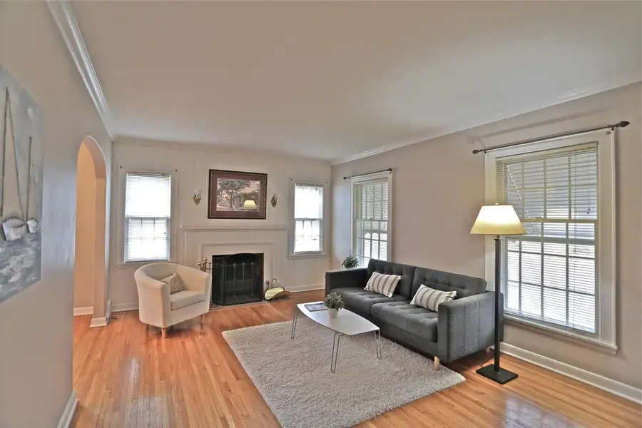 590 Cretin Avenue S, Saint Paul, MN 55116 - Image #2