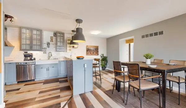 15 S 1st Street #A1601, Minneapolis, MN 55401