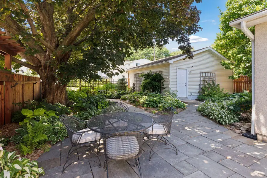 597 Pascal Street S, Saint Paul, MN 55116 - #3