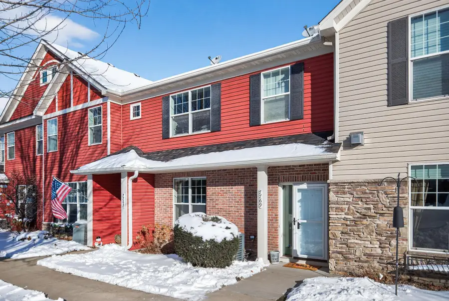 7769 Madelyn Creek Drive, Victoria, MN 55386 - #2