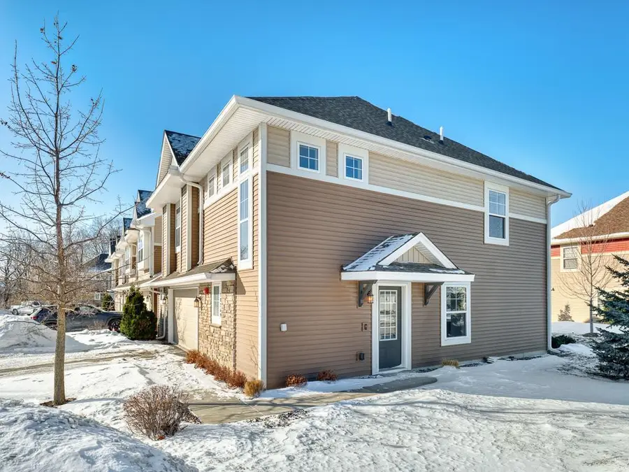 10269 Chesshire Lane N, Maple Grove, MN 55369 - Image #2