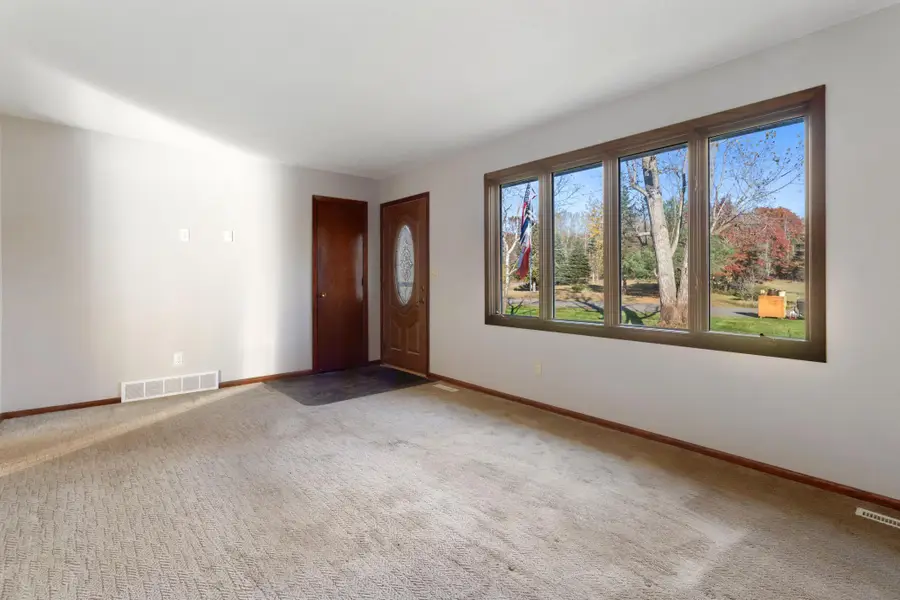 8720 257th Avenue Nw, Stanford Township, MN 55398 - Image #2