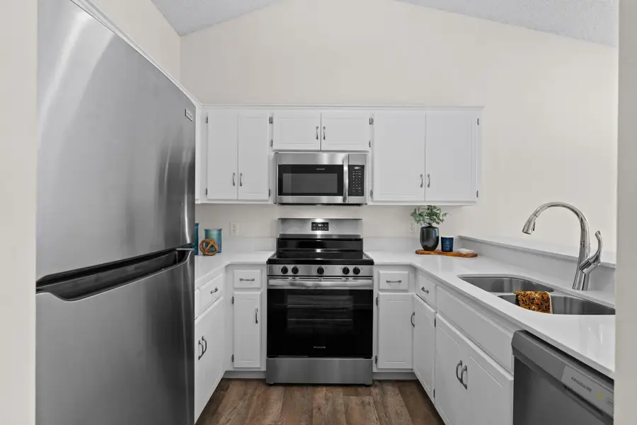 14855 Endicott Way #304, Apple Valley, MN 55124 - #2