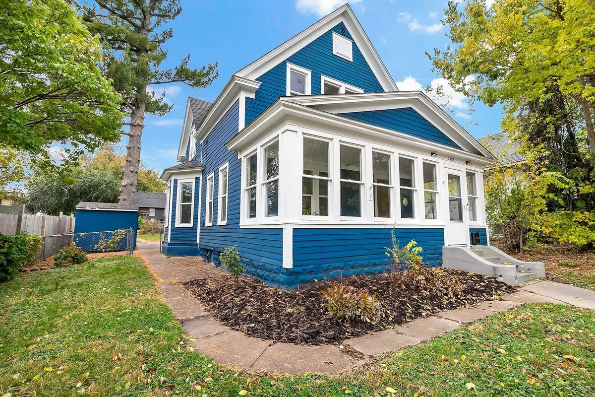 2123 Sheridan Avenue N, Minneapolis, MN 55411 - Image #1