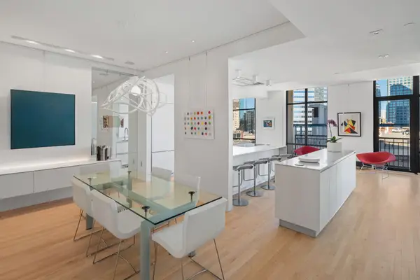 201 S 11th Street #830, Minneapolis, MN 55403