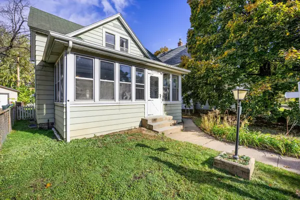 1231 Thomas Avenue, Saint Paul, MN 55104