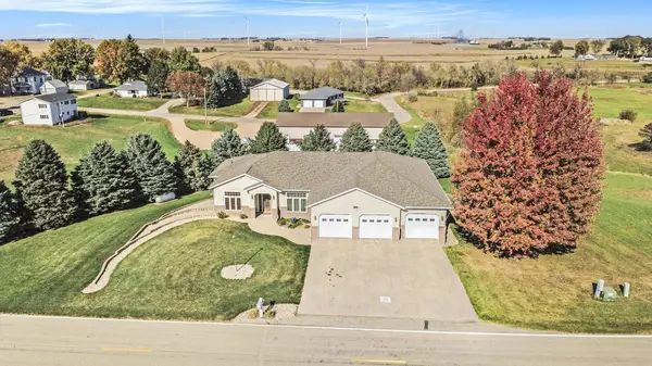 505 E 2nd Avenue, Beaver Creek, MN 56116