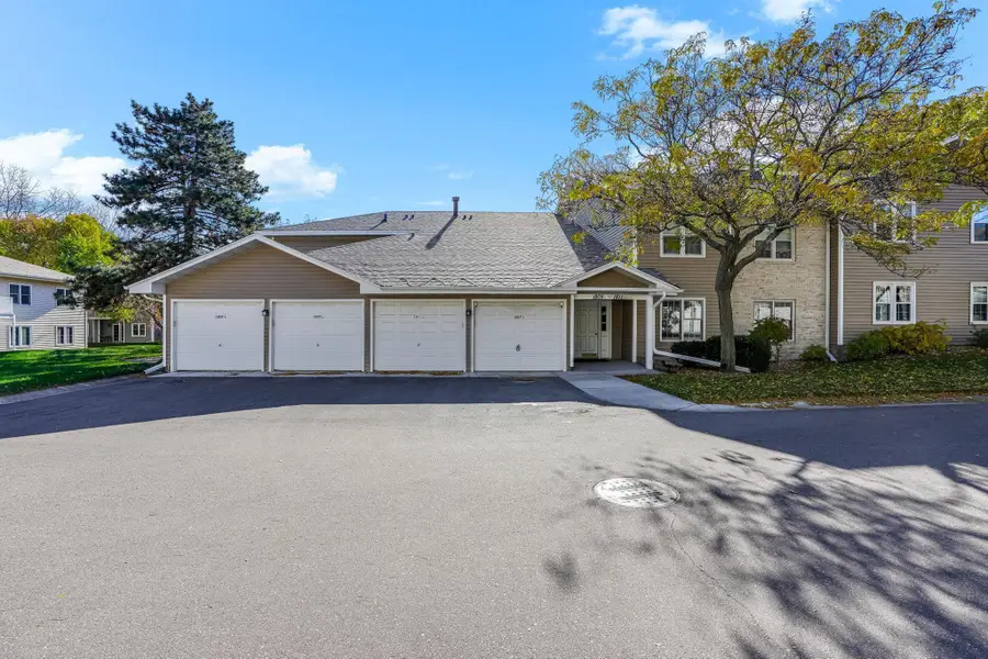 1807 1/2 County Road E East #34, White Bear Lake, MN 55110 - Image #3