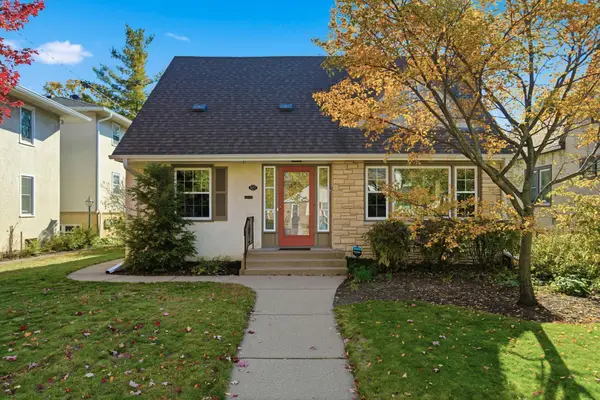 3217 E 25th Street, Minneapolis, MN 55406