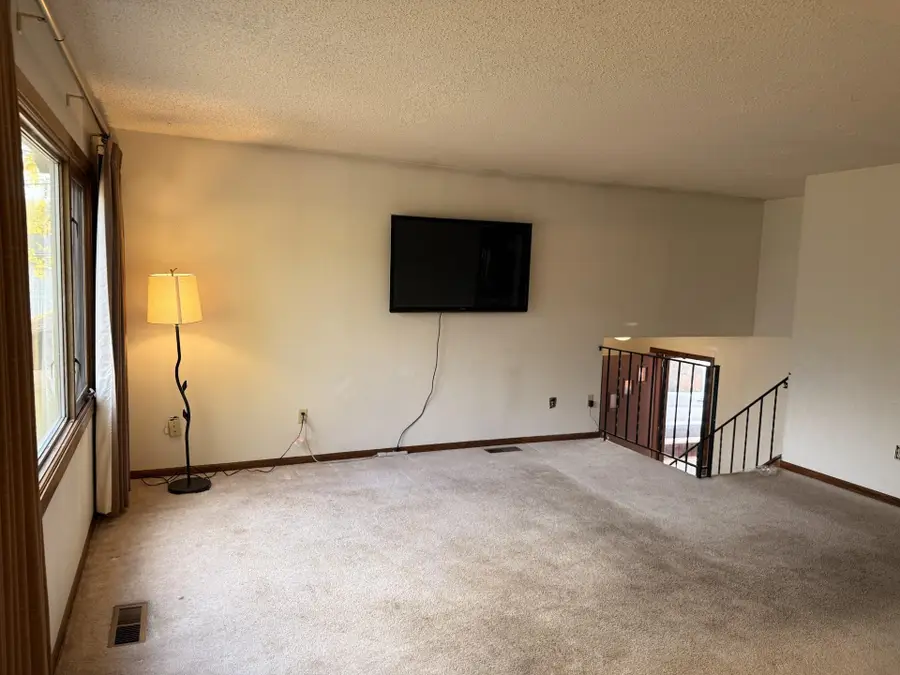 2304 Friendship Lane, Burnsville, MN 55337 - Image #3