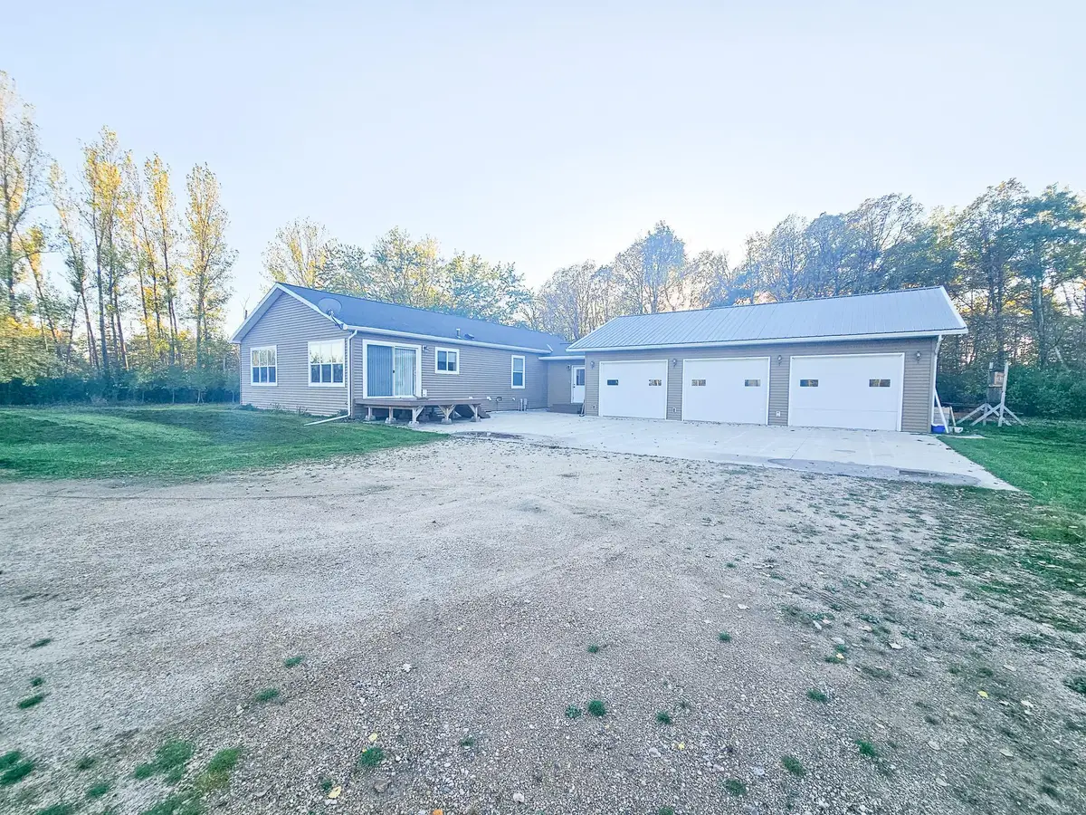 14590 380th Street Ne, Middle River, MN 56737 - #1