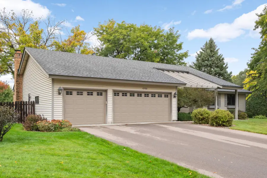 10700 Aquila Avenue S, Bloomington, MN 55438 - #3