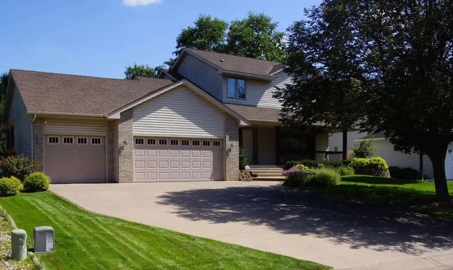 5042 Oxbow Place, Champlin, MN 55316 - Image #2