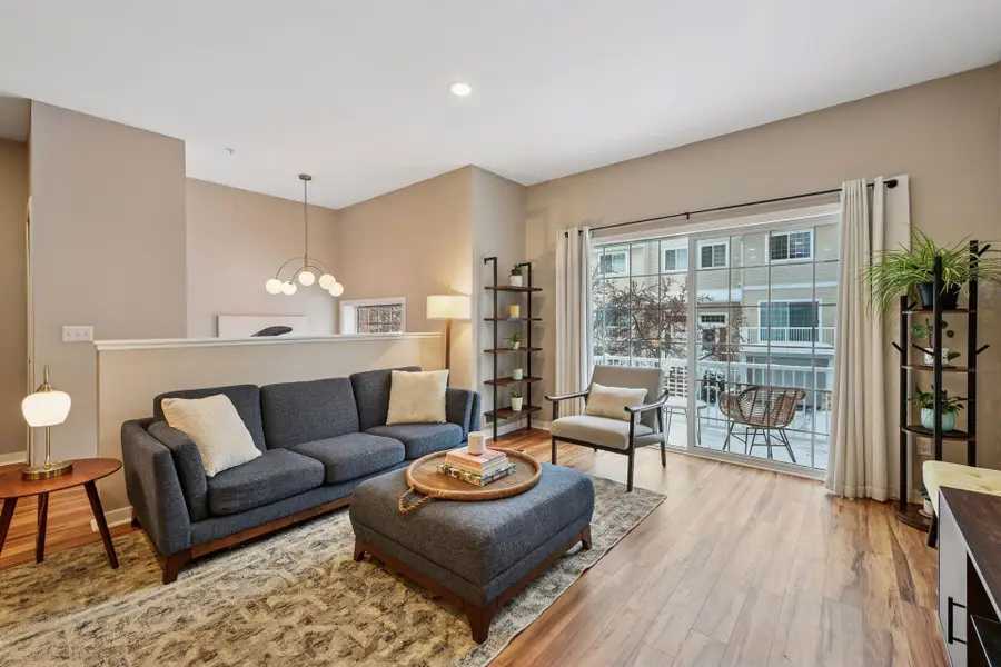 588 Willoughby Way W, Minnetonka, MN 55305 - Image #3