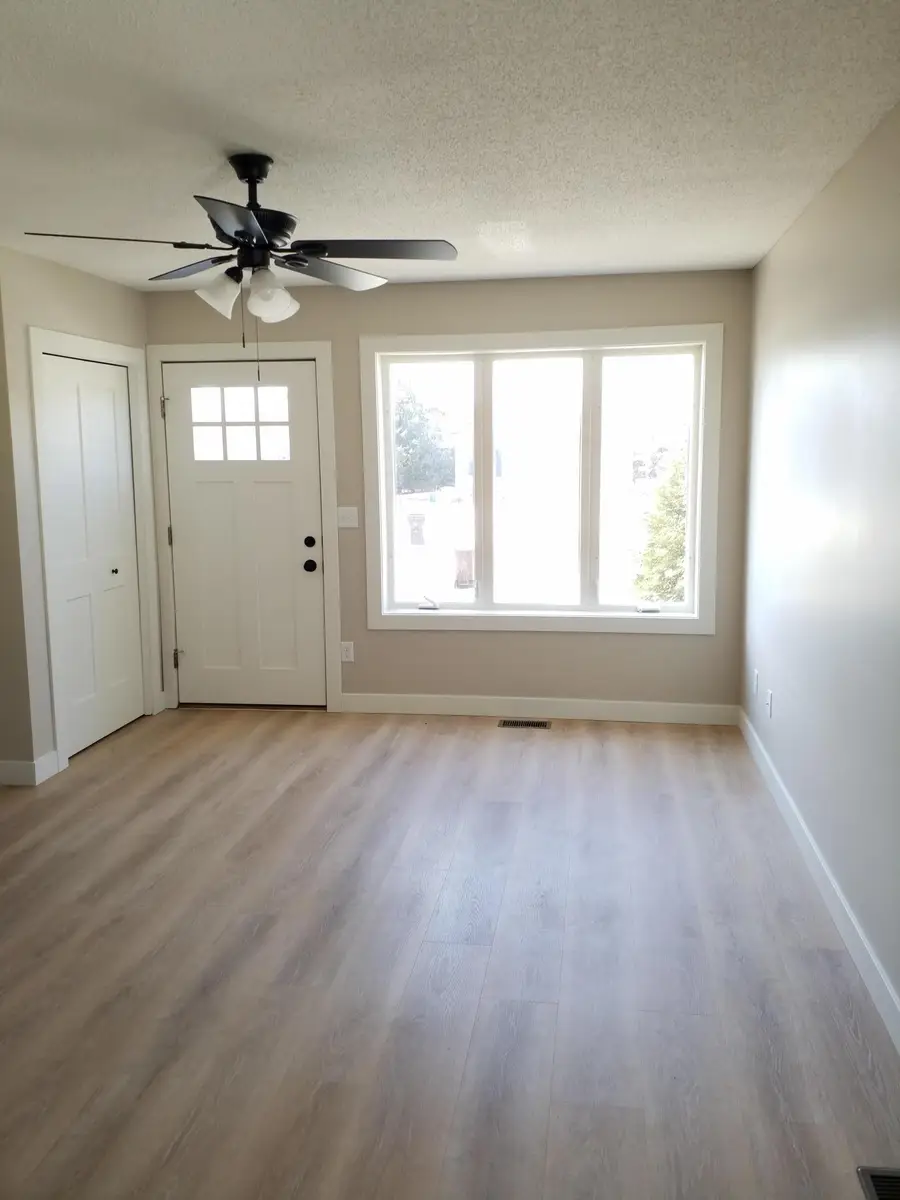 301 Lady Slipper Avenue Ne, New Prague, MN 56071 - #3