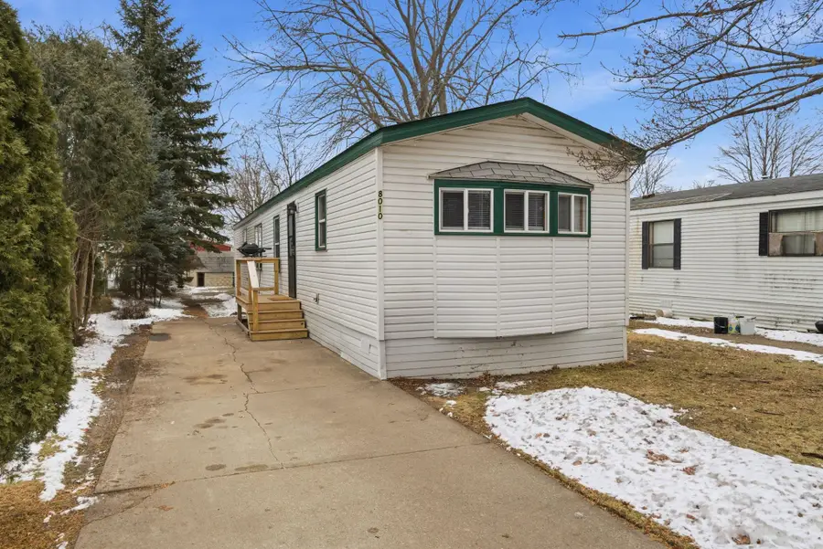 8010 Edgewood Drive Ne, Ham Lake, MN 55304 - #2