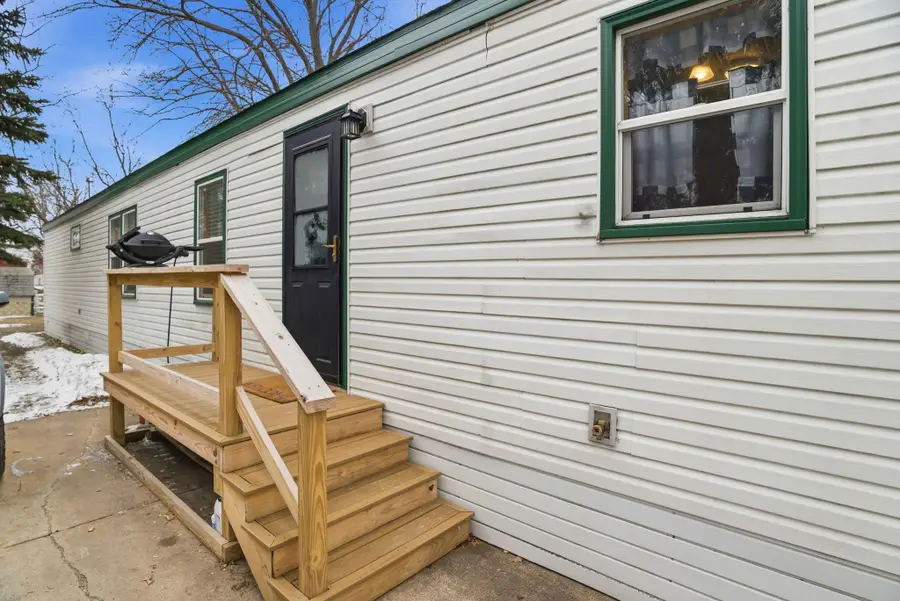 8010 Edgewood Drive Ne, Ham Lake, MN 55304 - #3