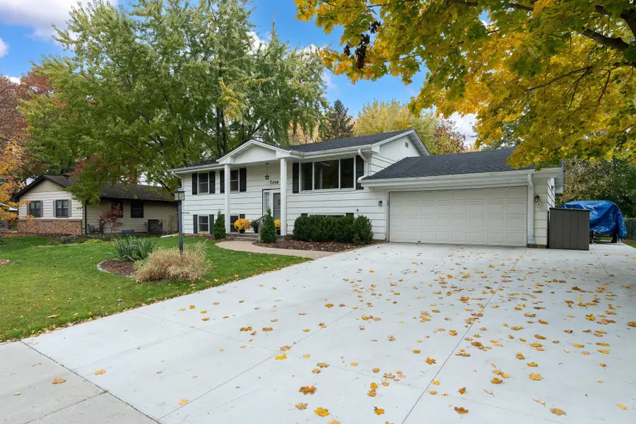 7148 Victoria Road, Woodbury, MN 55125 - Image #3