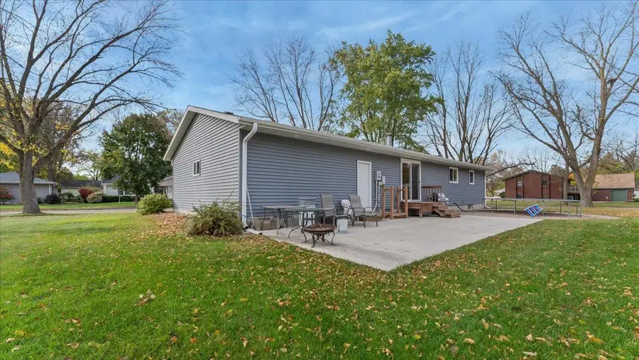 904 15th Avenue Sw, Willmar, MN 56201 - Image #3