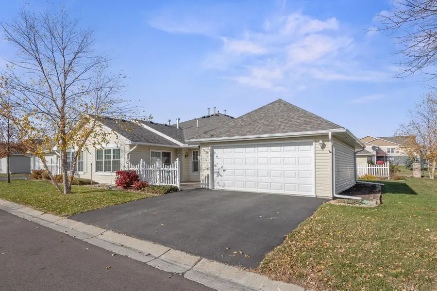 1031 Blackbird Trail Sw, Hutchinson, MN 55350 - Image #2