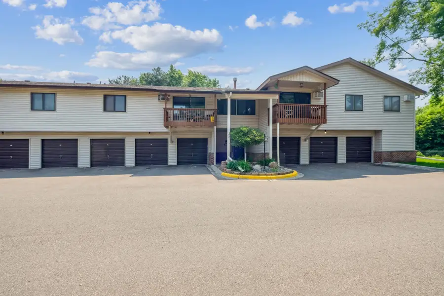 4004 Foss Road #101, Saint Anthony, MN 55421 - Image #2