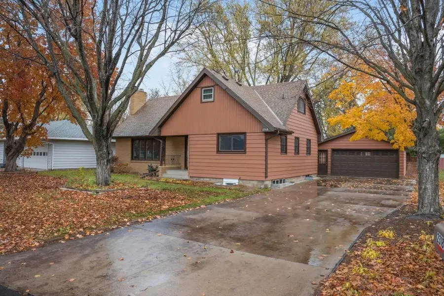 2318 10th Avenue S, Saint Cloud, MN 56301 - Image #2