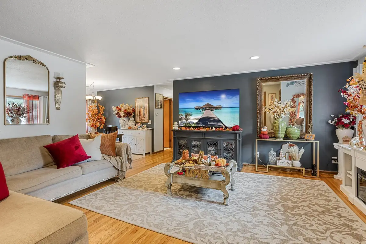 4355 Colorado Avenue N, Crystal, MN 55422 - Image #1