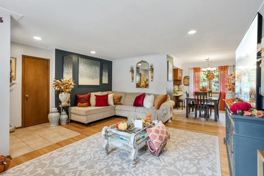 4355 Colorado Avenue N, Crystal, MN 55422 - Image #3