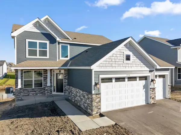 1034 Ashbury Lane Ne, Hanover, MN 55341
