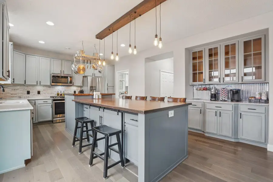 4590 Empress Way N, Hugo, MN 55038 - Image #2