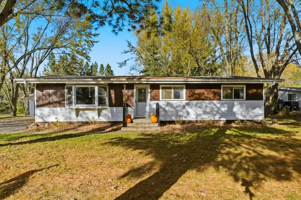 881 Coleman Drive, New Richmond, WI 54017