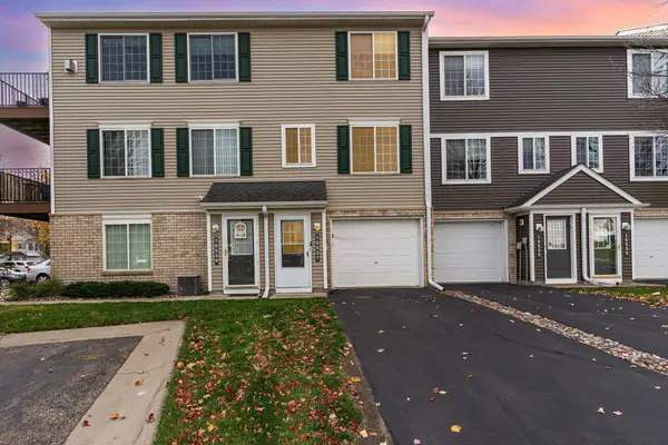 15537 Foghorn Lane #45, Apple Valley, MN 55124