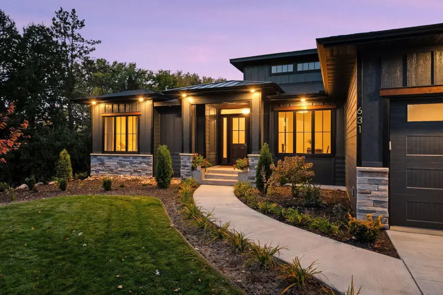 631 Callahan Place, Mendota Heights, MN 55118 - Image #3