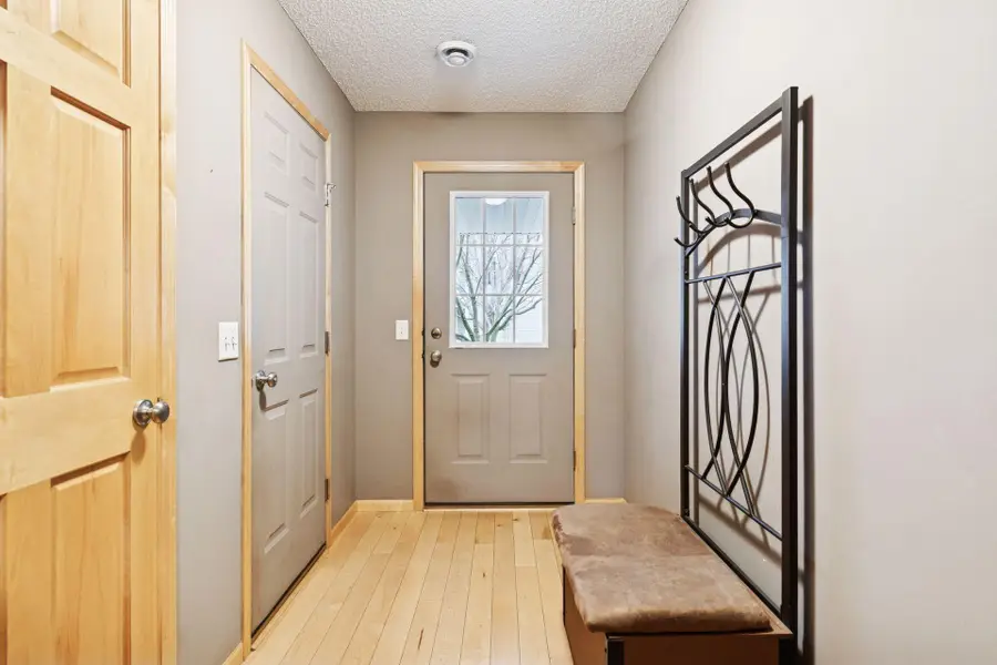 3124 Frontier Drive, Woodbury, MN 55129 - Image #3