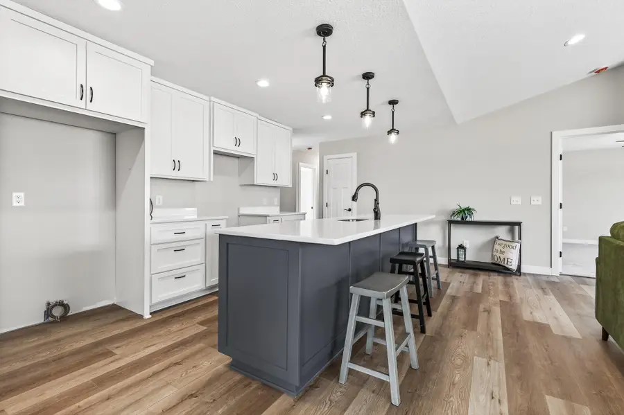 7222 Hawthorne Court, North Branch, MN 55056 - Image #3