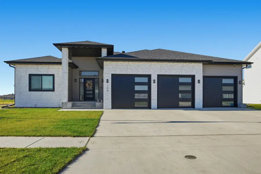 100 Annies Way, Mapleton, ND 58059 - Image #2