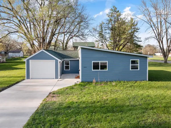 105 E Franklin Street, Morristown, MN 55052