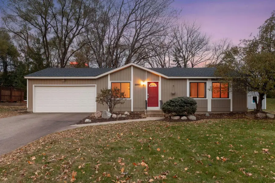 112010 Faber Lane, Chaska, MN 55318 - Image #2