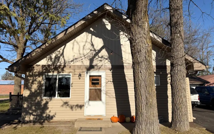 230 Whipple Avenue E, Hackensack, MN 56452 - Image #2