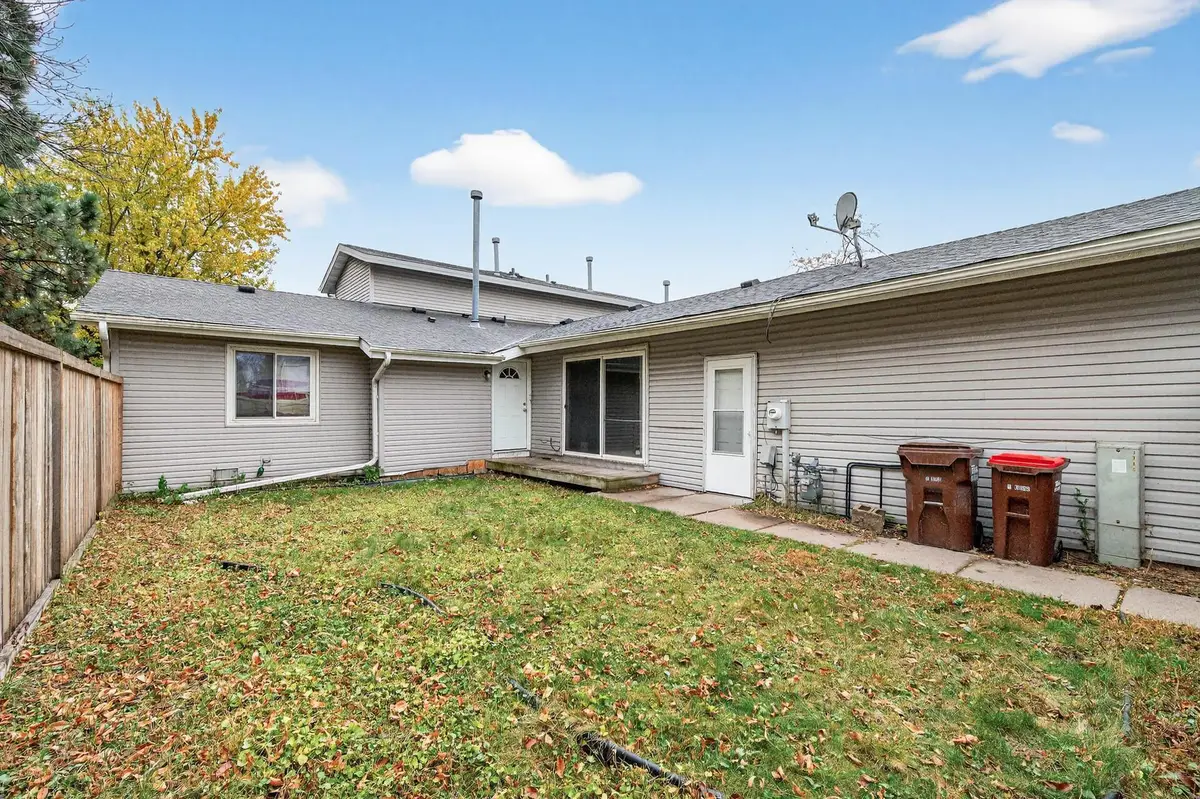 7772 Dunmore Road, Woodbury, MN 55125 - Image #1