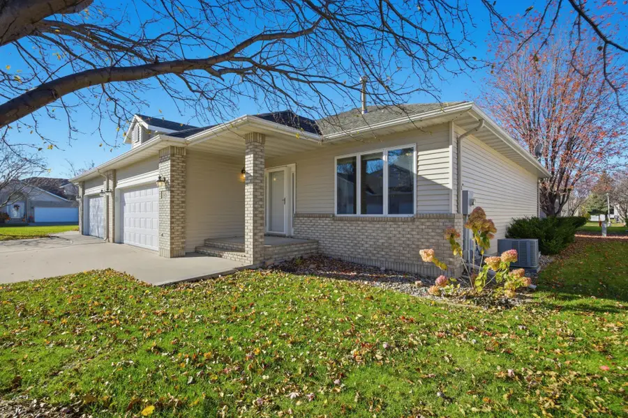 2415 Madison Square Drive S, Fargo, ND 58104 - Image #3