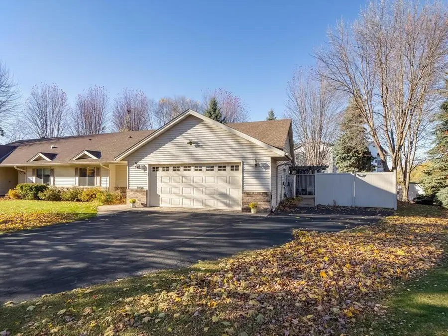 207 Brookview Court Nw, Isanti, MN 55040 - Image #2
