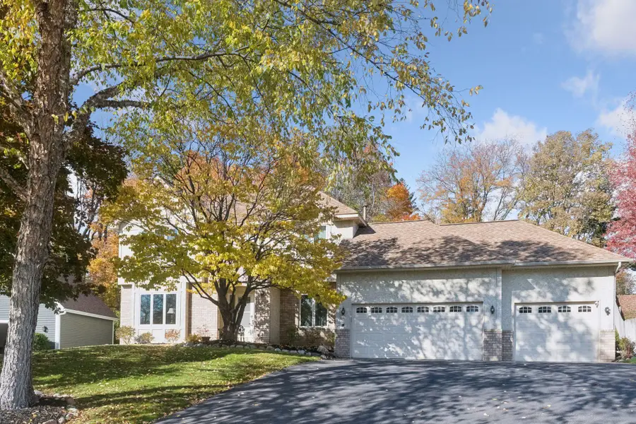 8463 Zanzibar Lane N, Maple Grove, MN 55311 - Image #2