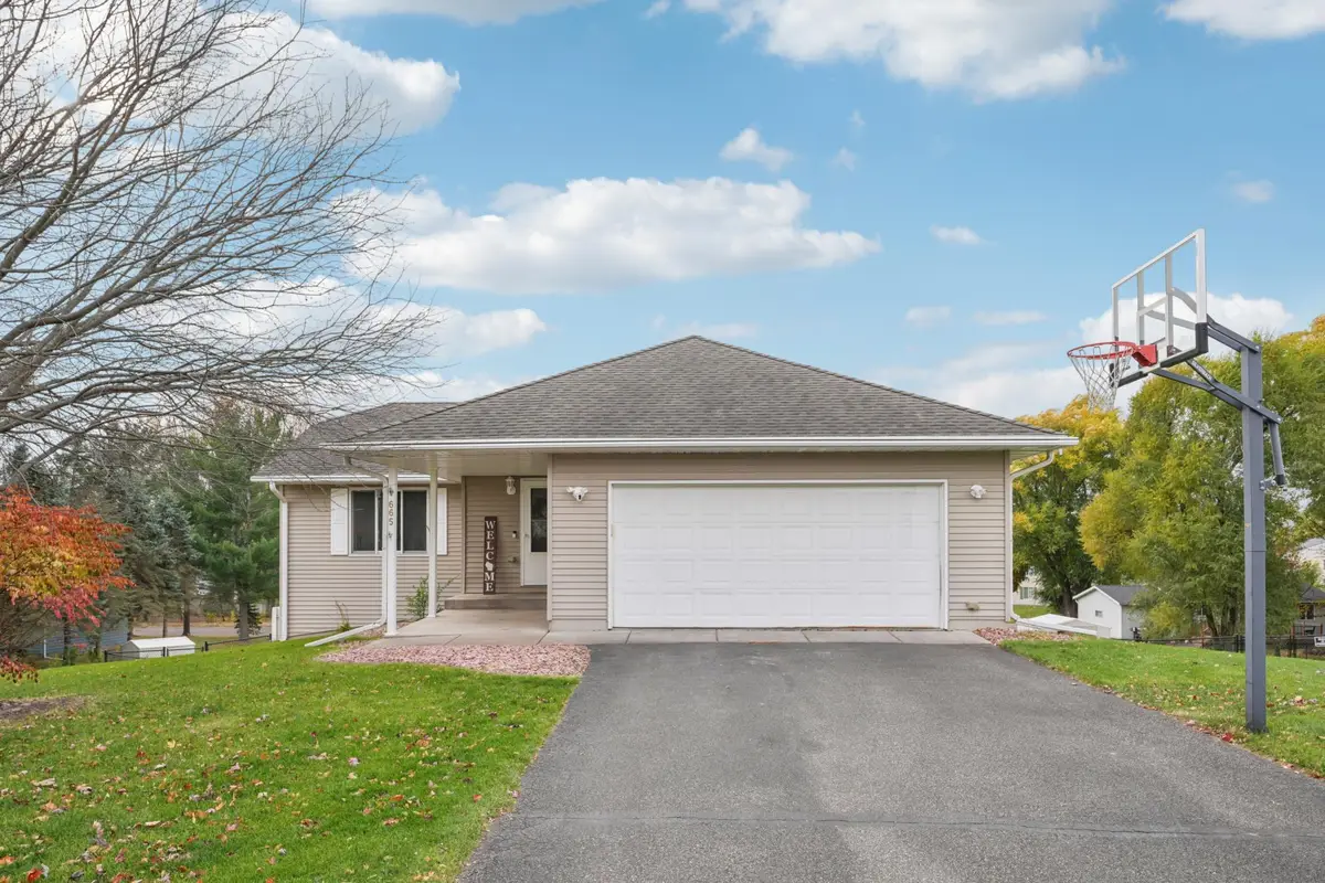 665 Flora Square, Prescott, WI 54021 - Image #1